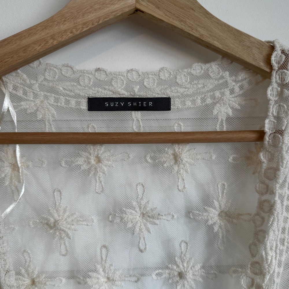 Suzy Shier Ivory Lace Sheer Tie Front Boho Cardigan Top Medium - Picture 2 of 5